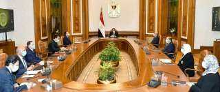 الرئيس السيسي يجتمع مع ”مدبولي”...