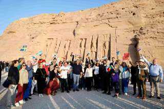 وزير السياحة والآثار وسفراء العالم...