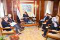 وزيرة الهجرة تبحث مع السفير...